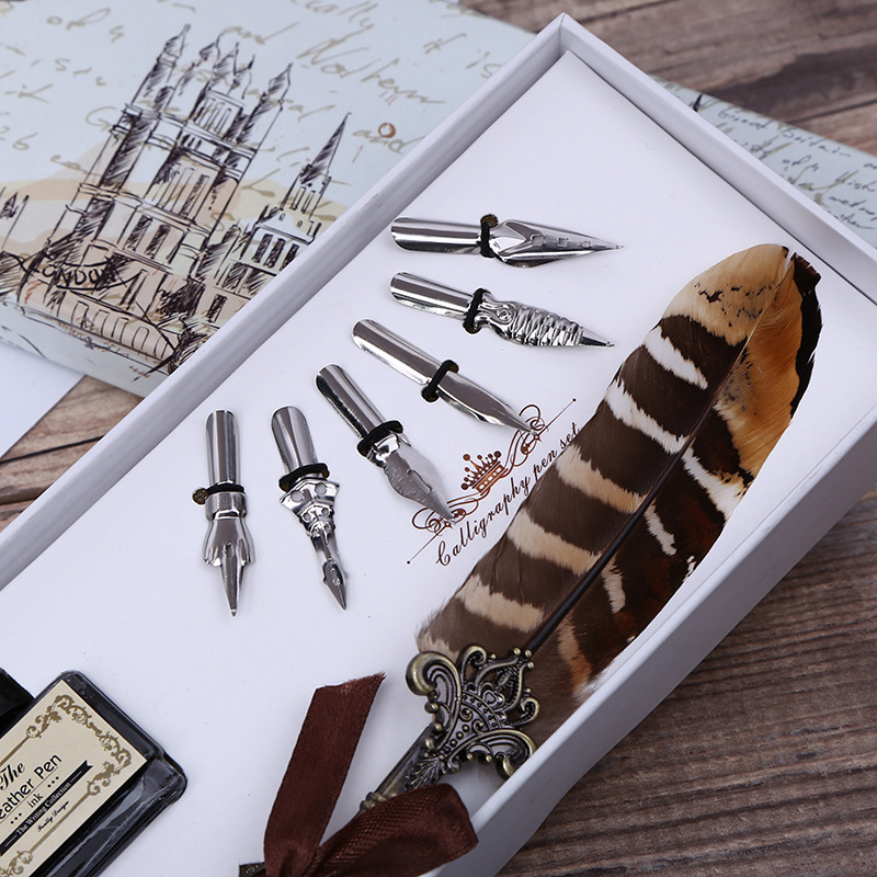 Retro Feather Dip Pen Writing  – Self Inking Stamp Bewertung und Preis
